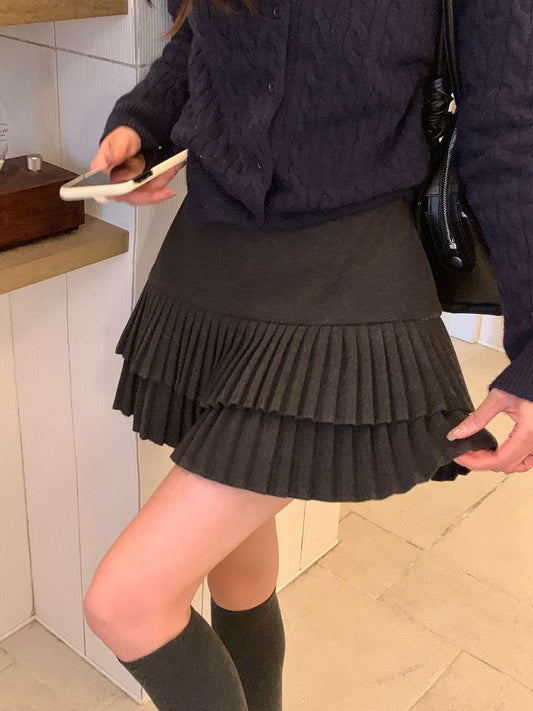 // 復古雙層細百褶毛呢短裙