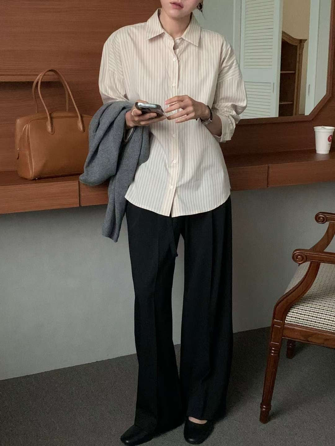 // 小復古感三色間條SH