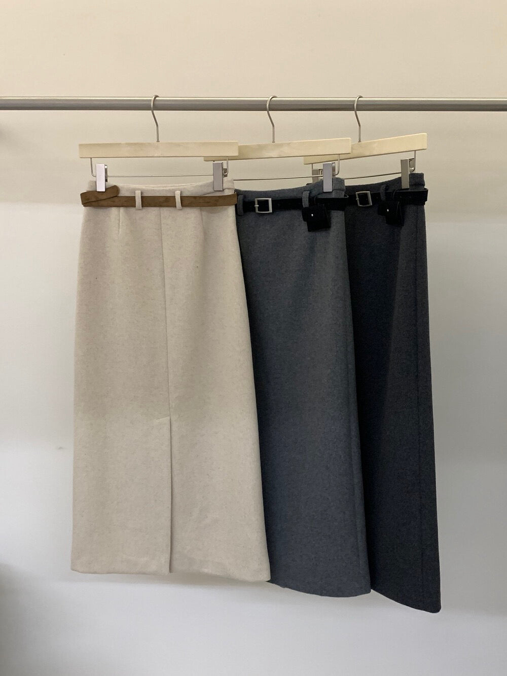 // 50%wool解鎖一切秋冬配搭的長款直筒裙