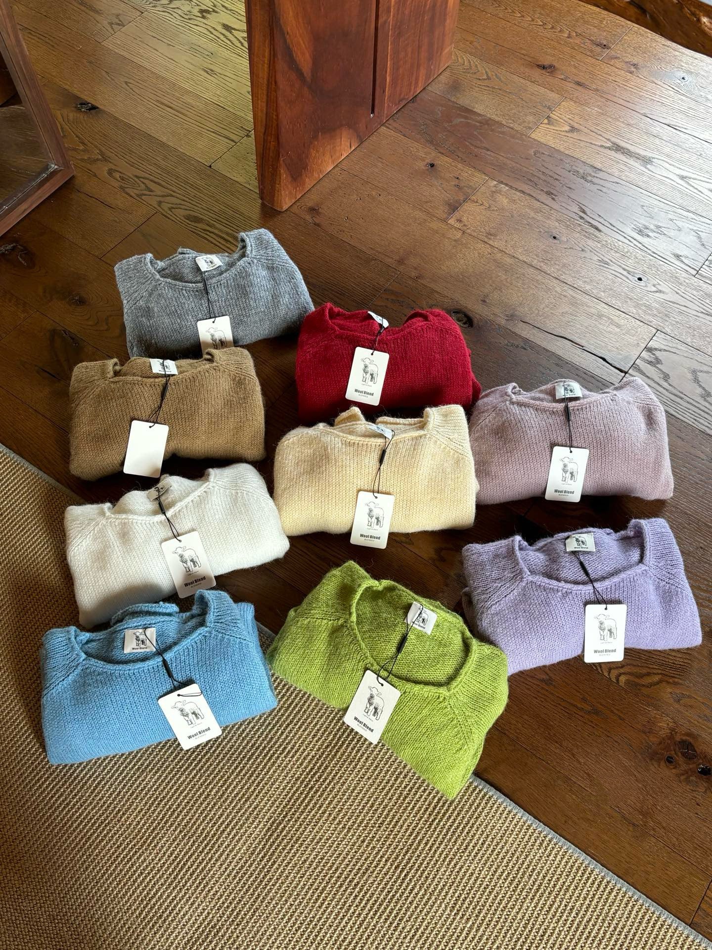 // 超美色系慵懶落肩針織上衣