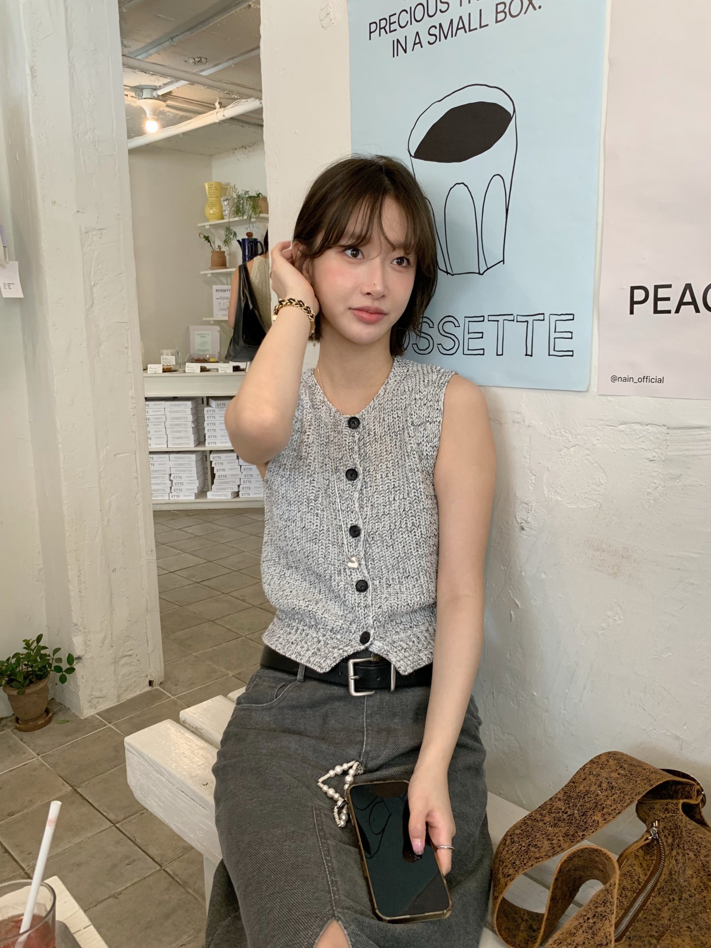 // 單穿就絕美的開胸針織背心