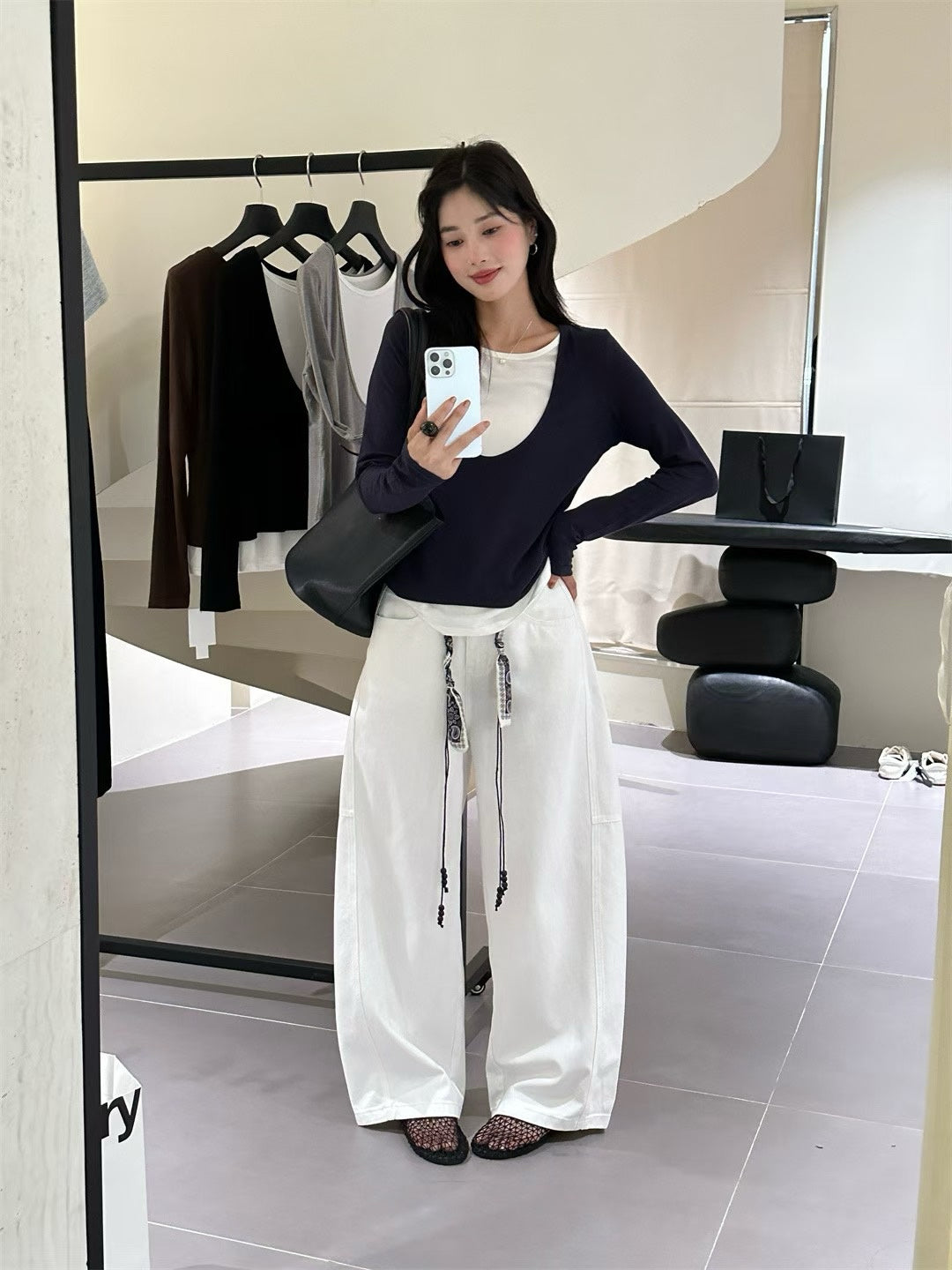 // cutting好美的內縫線設計牛仔棉褲