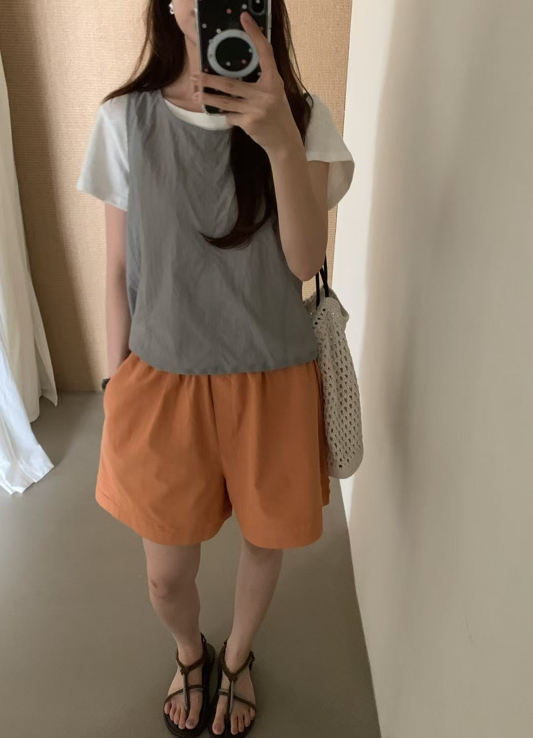 // 夏天超涼快質料後拉鍊束腳背心