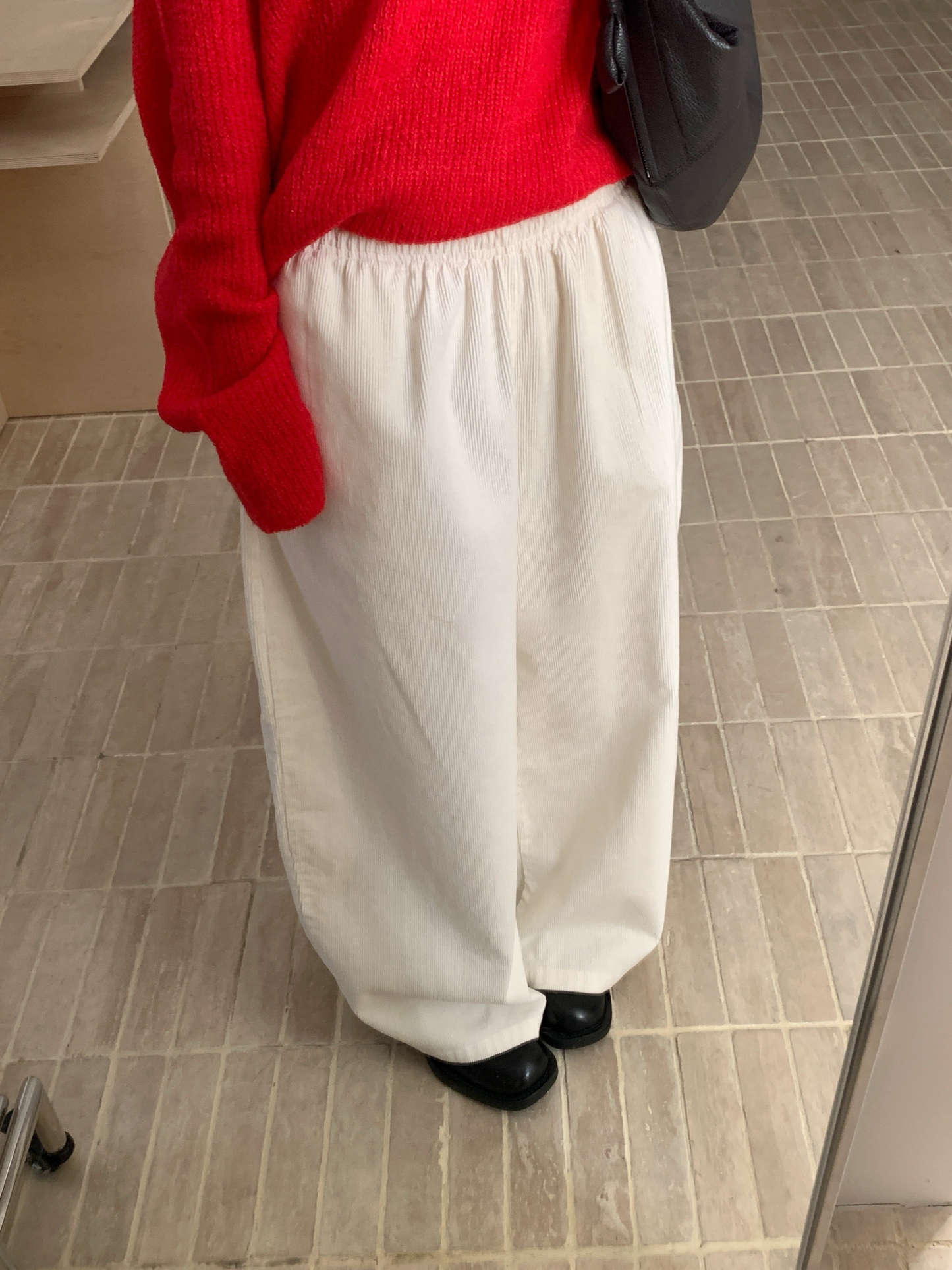 // 小復古感橡筋腰燈芯絨褲