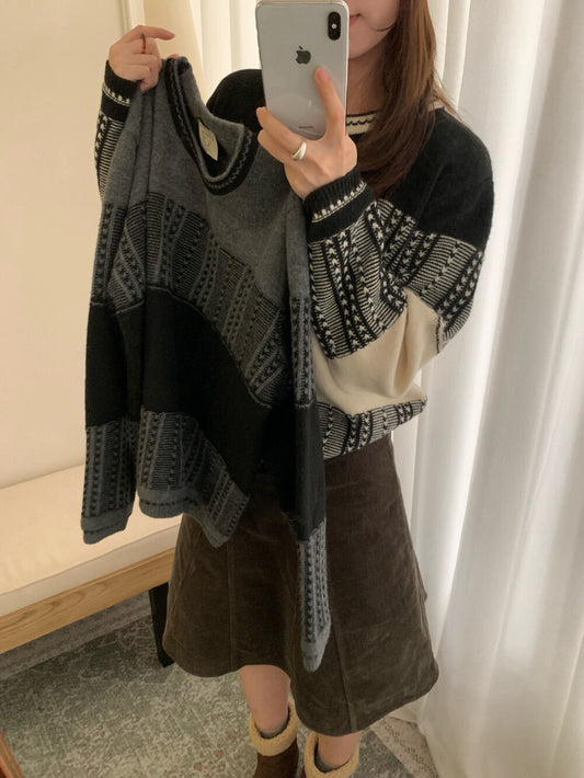 // 超美鈎針提花圓領毛衣