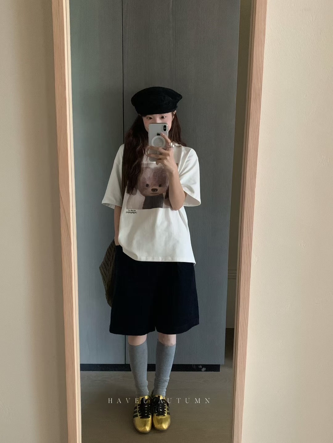 // 超舒服絨感小狗TEE