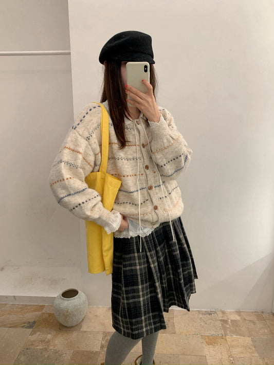 // 彩色鈎花線圓領CD