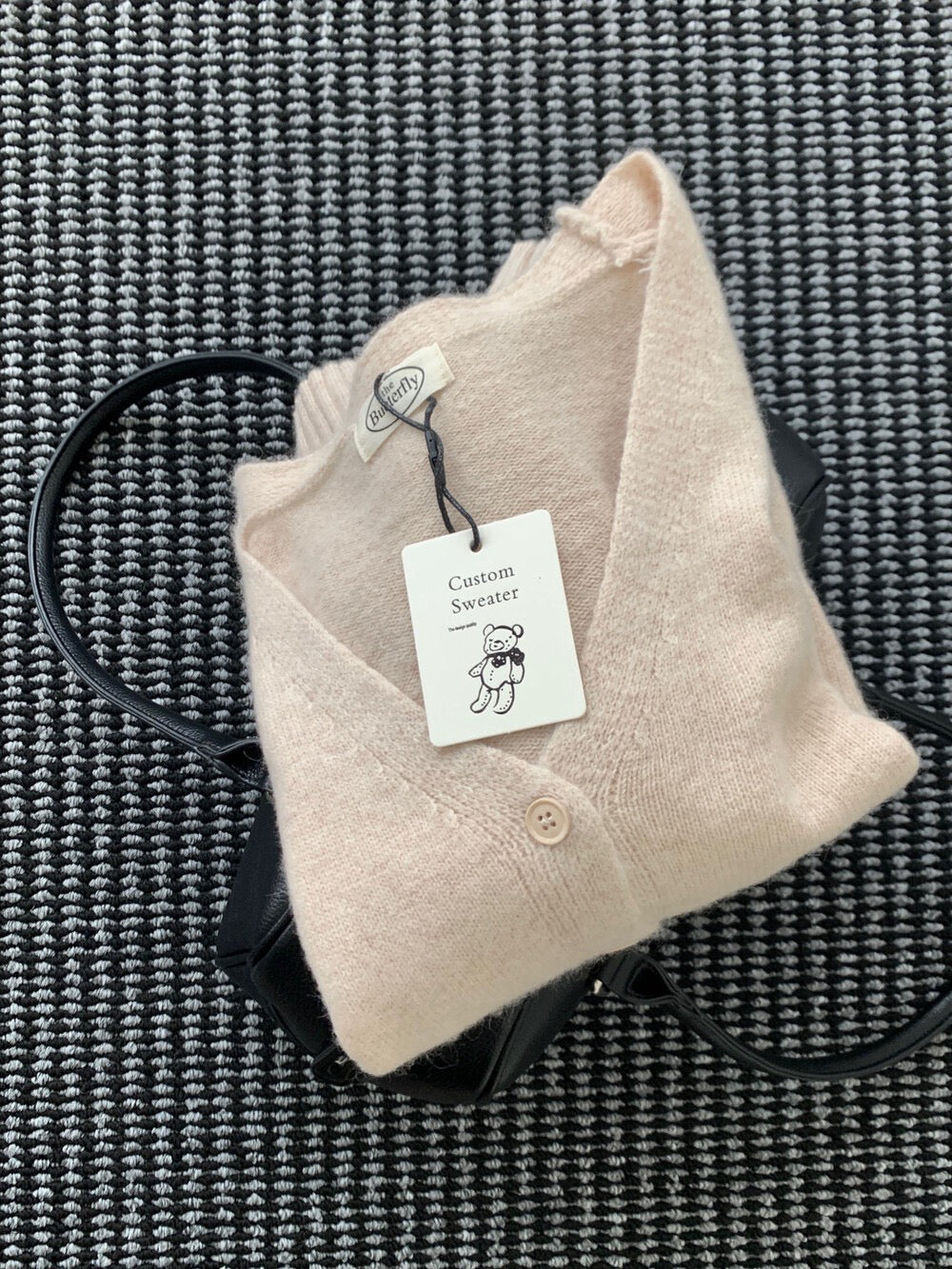 // 30%wool V領四色CD