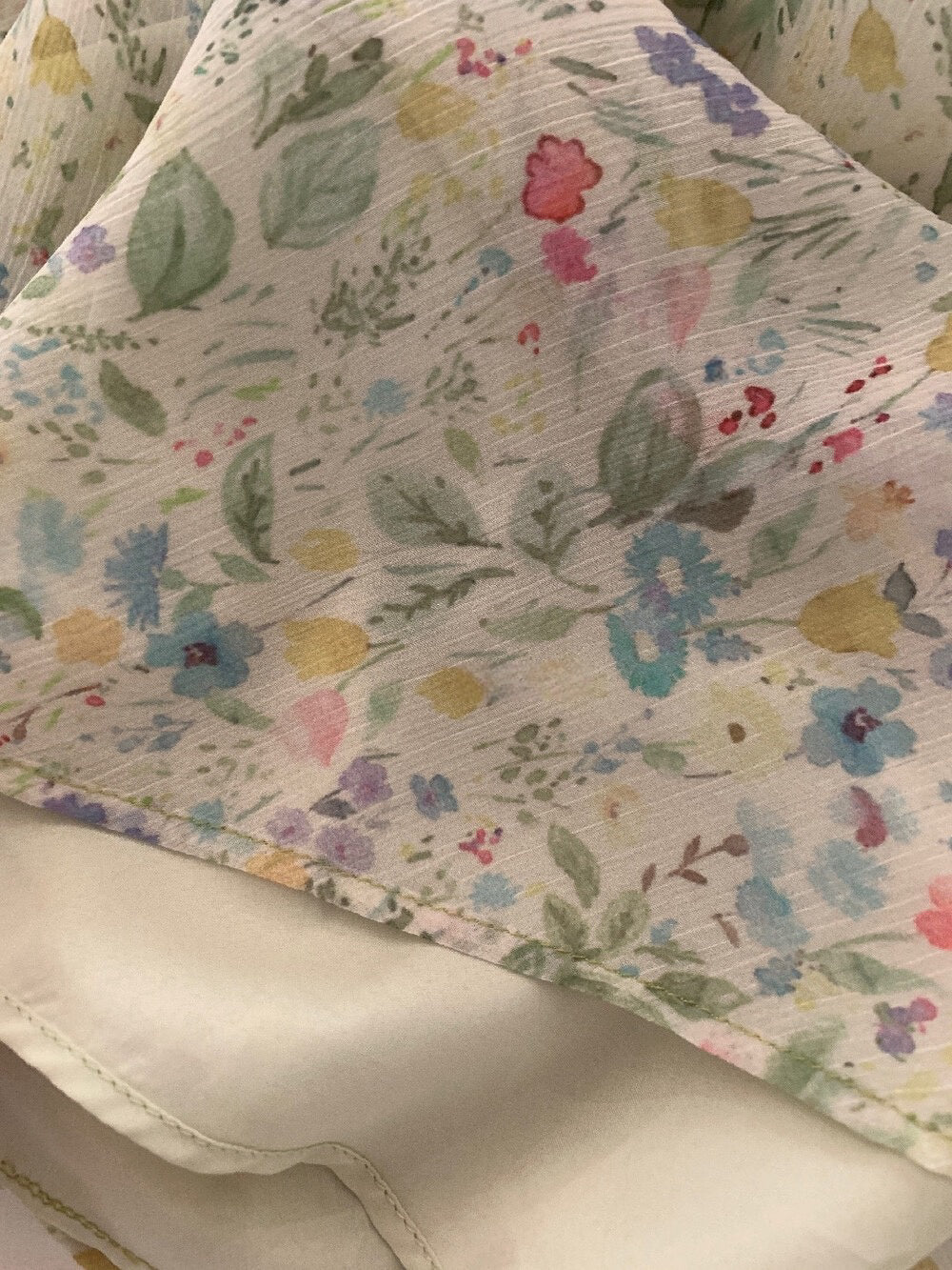 // 法式花花微A雪紡SK