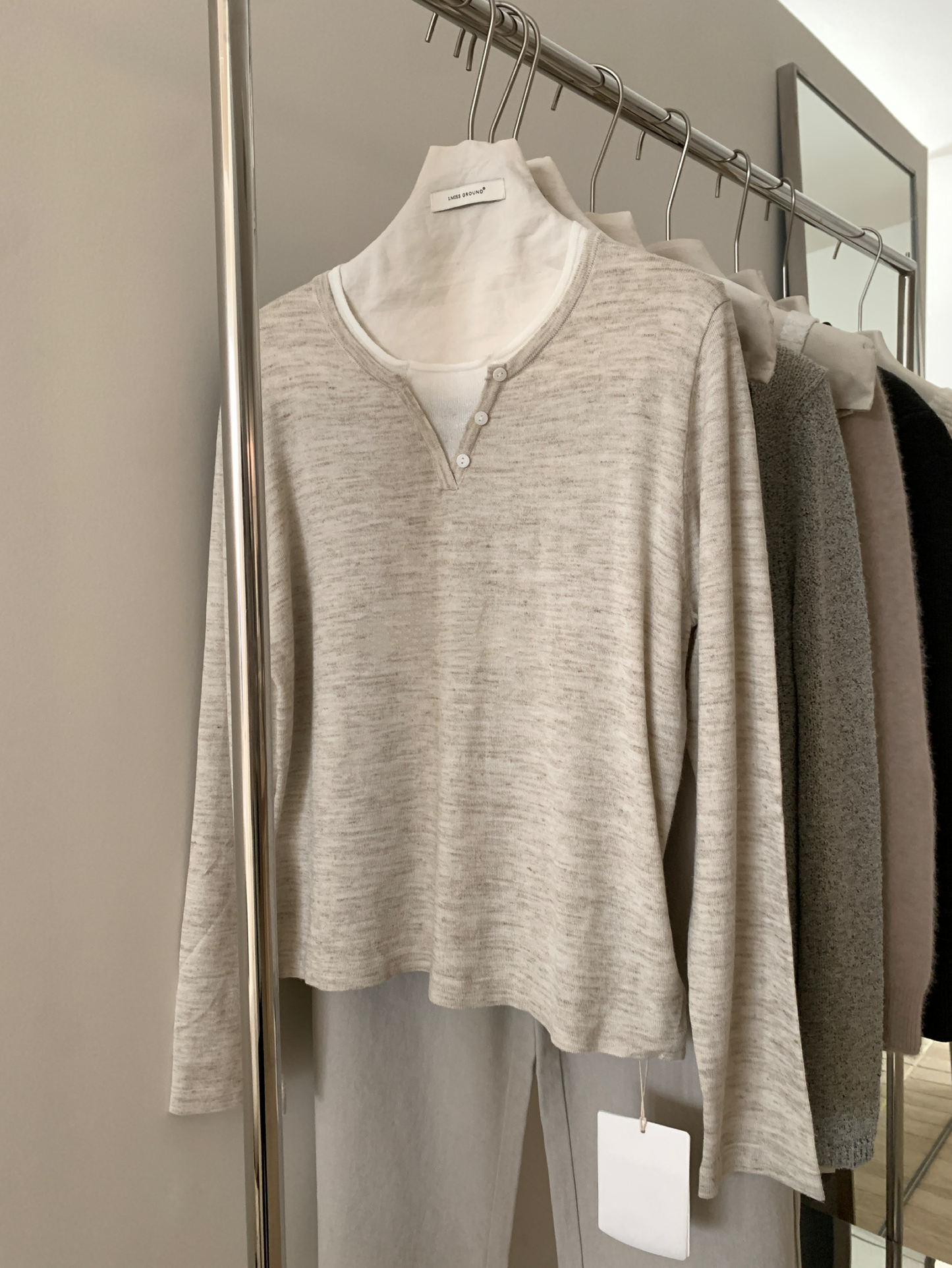 // 假兩件小鈕扣linen NT