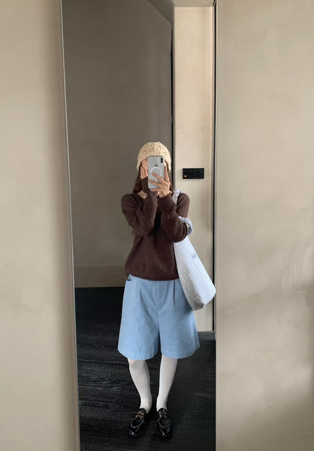 // 30%羊駝毛V領慵懶感NT