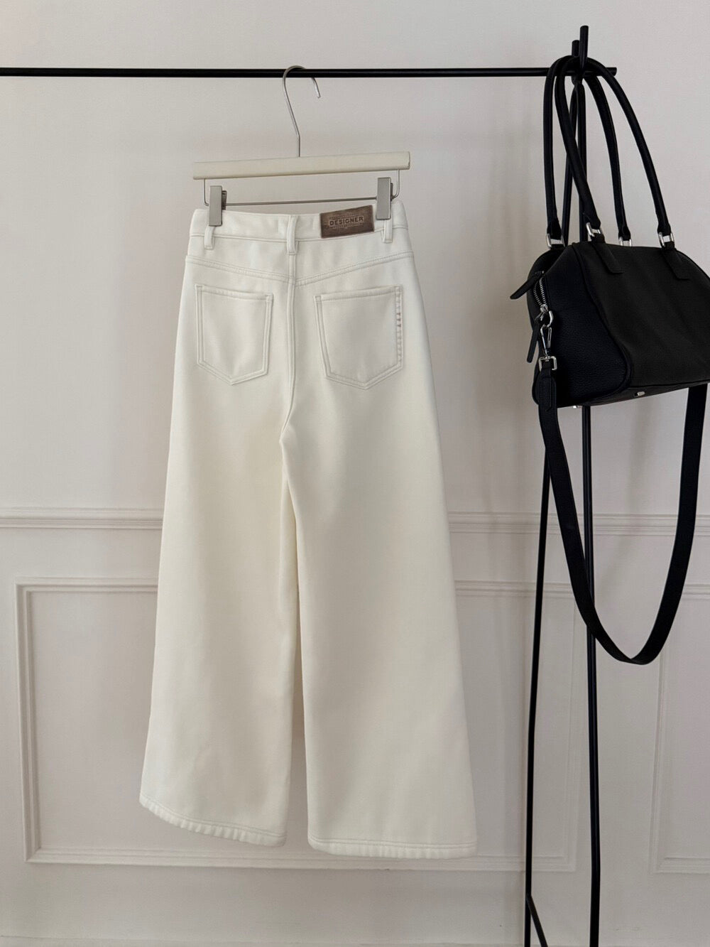 // 口袋位小details加絨全長牛仔褲