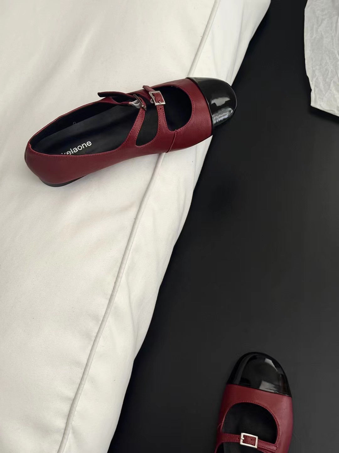 // 雙帶拼色深口Maryjane