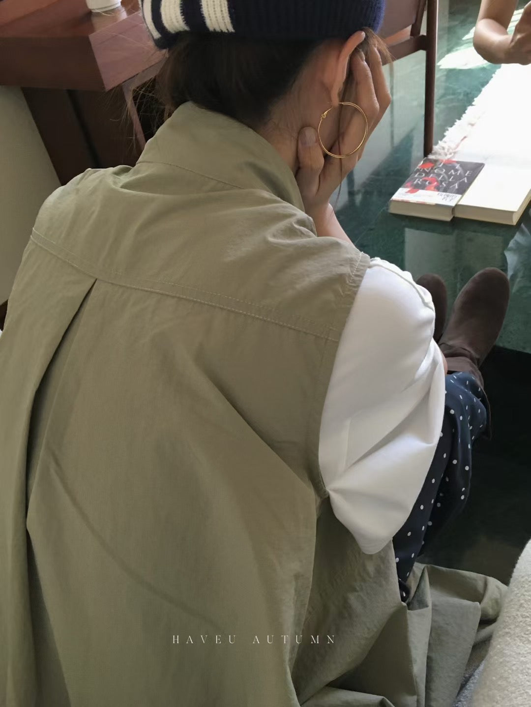 // 山系女孩可調節領口抽繩下擺背心外套