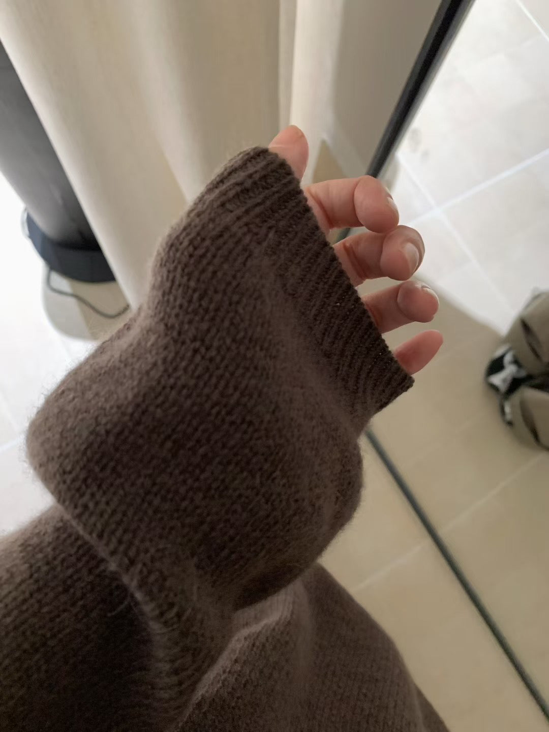 // 100%羊毛經典圓領NT