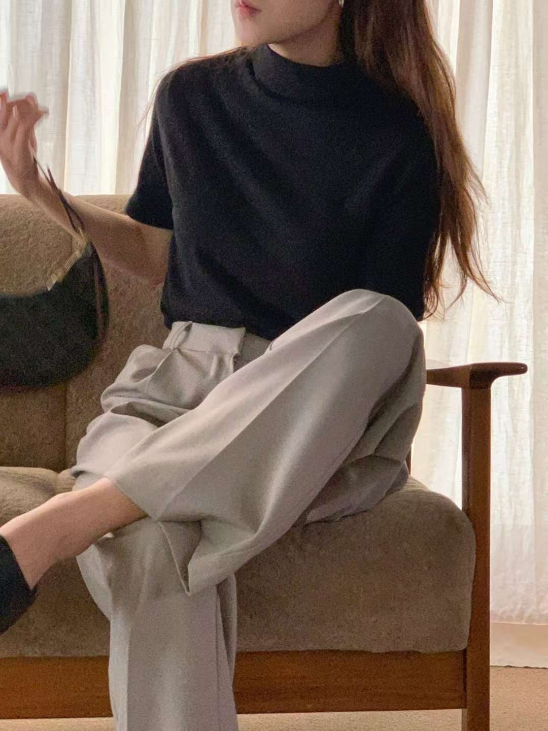 // 超舒服angora wool小半領短袖TEE