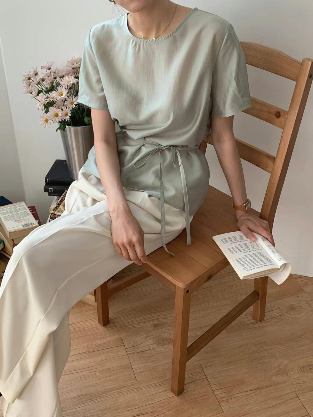// 光澤感silky連腰繩子BL
