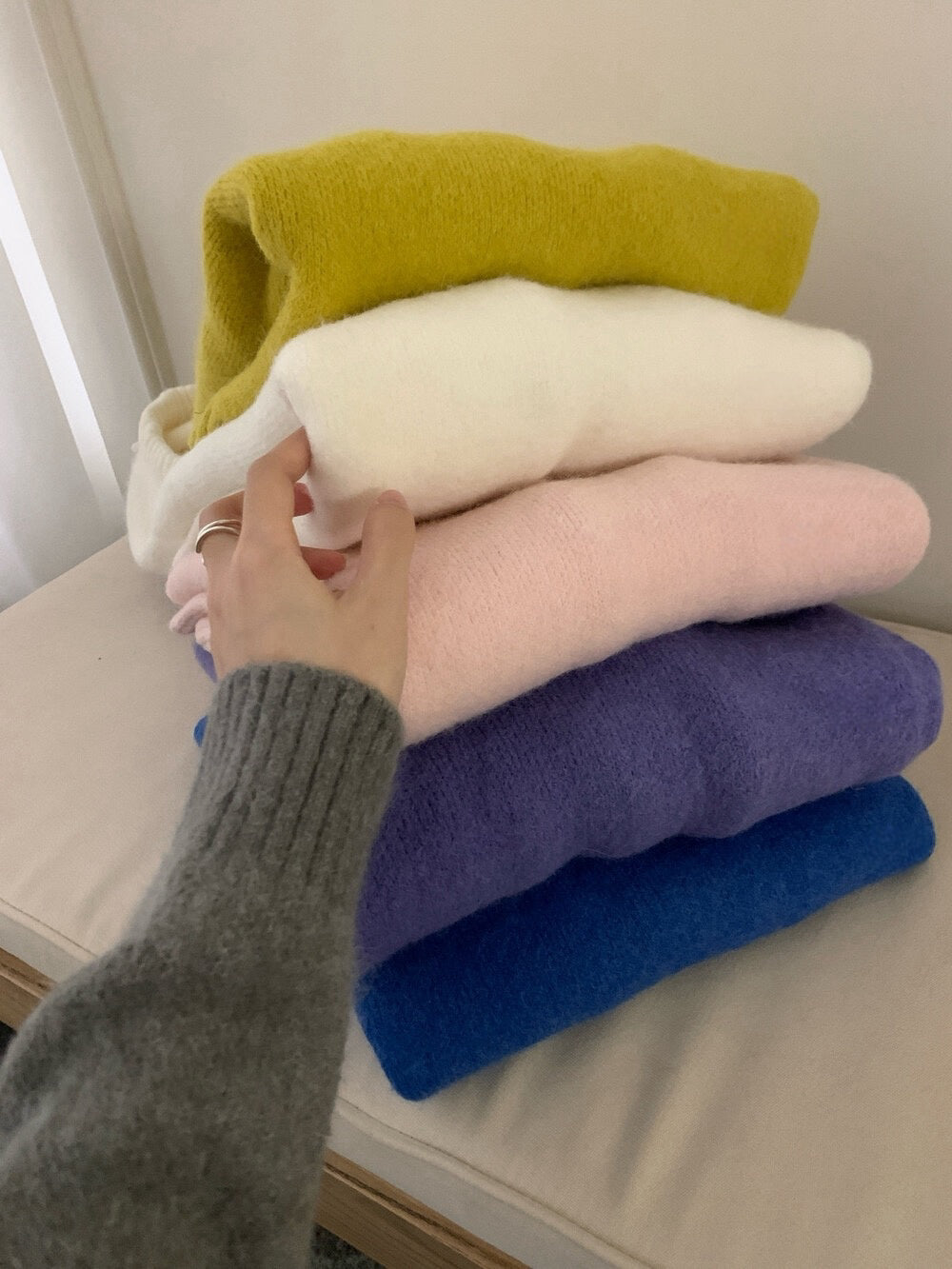 // 6%兔毛溫柔感連帽毛衣