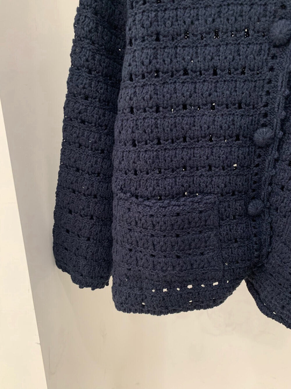 // 重工手工鈎花包扣口袋翻領CD