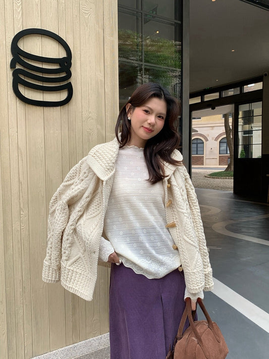 // 重工麻花牛角鈕翻領CD