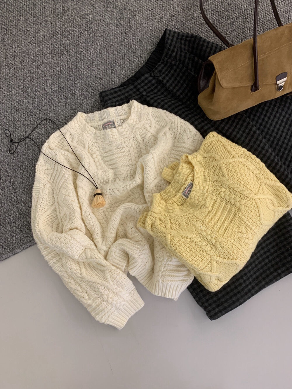 // 35%wool麻花紋慵懶毛衣