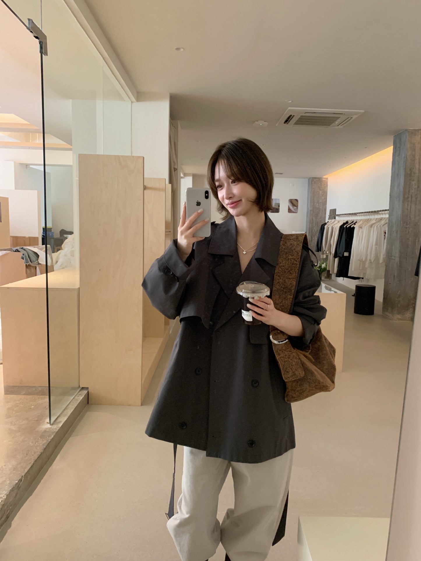 // 經典雙排扣中長款trench coat