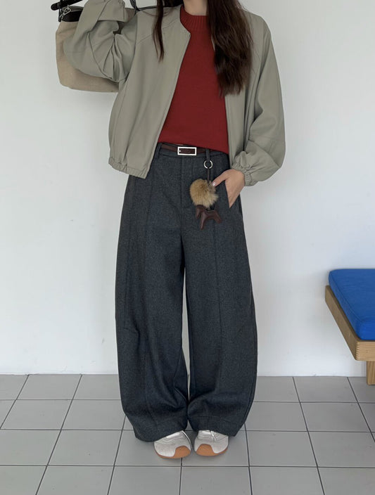 // 50%wool微寬鬆加絨彎刀褲