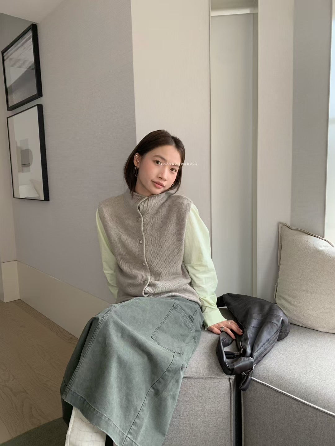 // 超減齡水彩色純色口袋SH