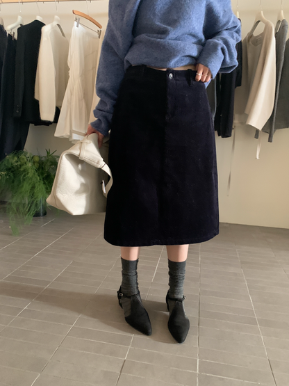 (部分現貨) // 復古感燈芯絨五分中裙