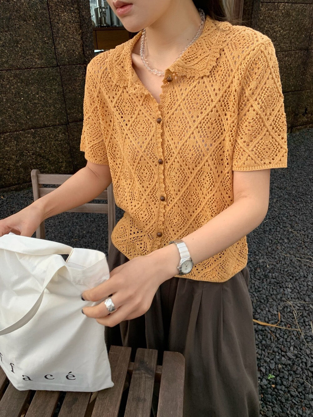 K01 / 工藝鏤空鈎花翻領針織上衣