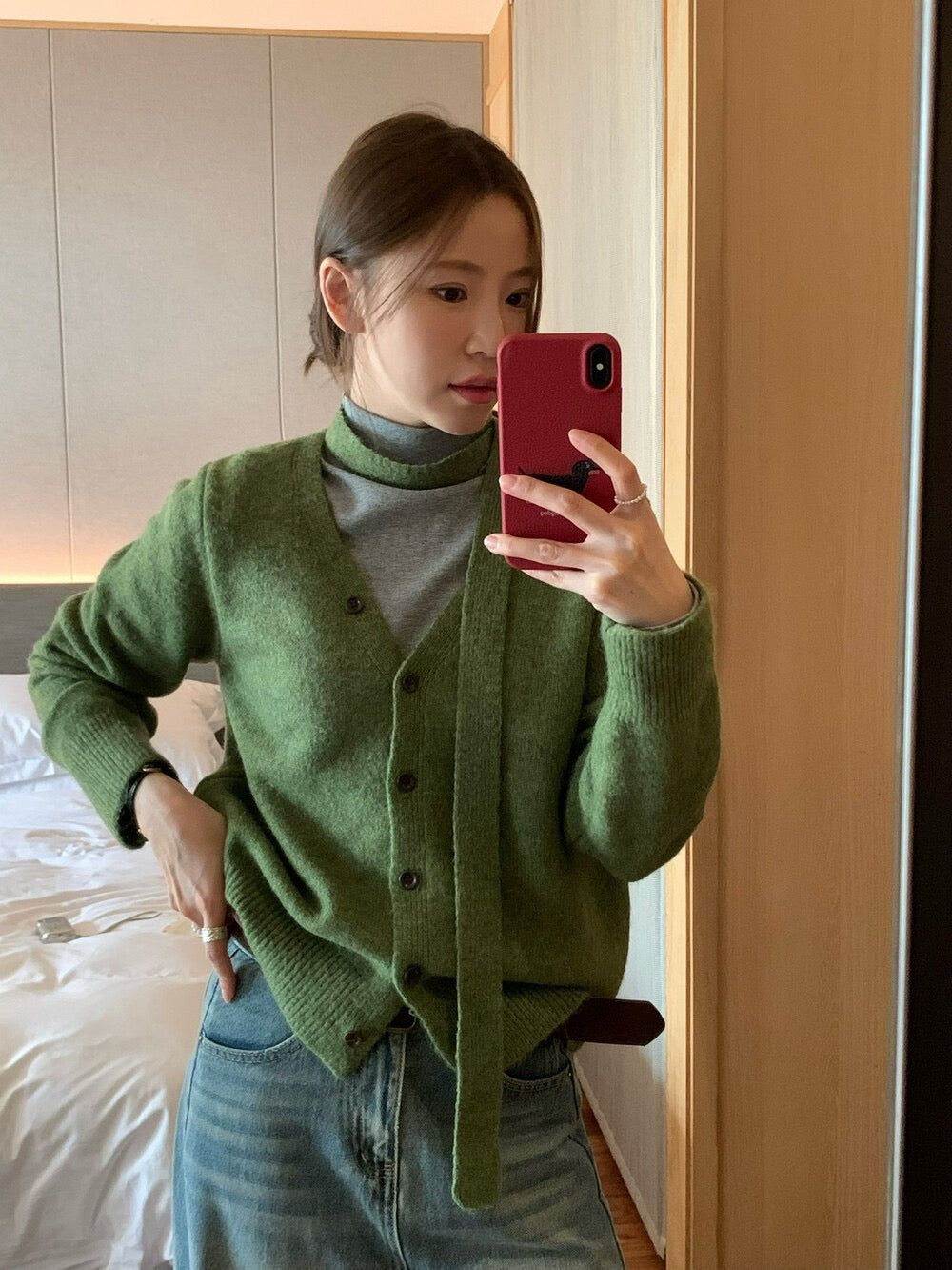 // 連領帶5%wool v領排扣CD