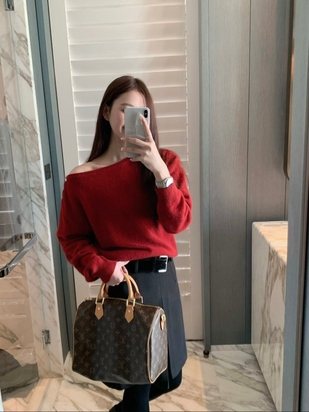 // 50%alpaca鈕扣設計斜領露肩NT