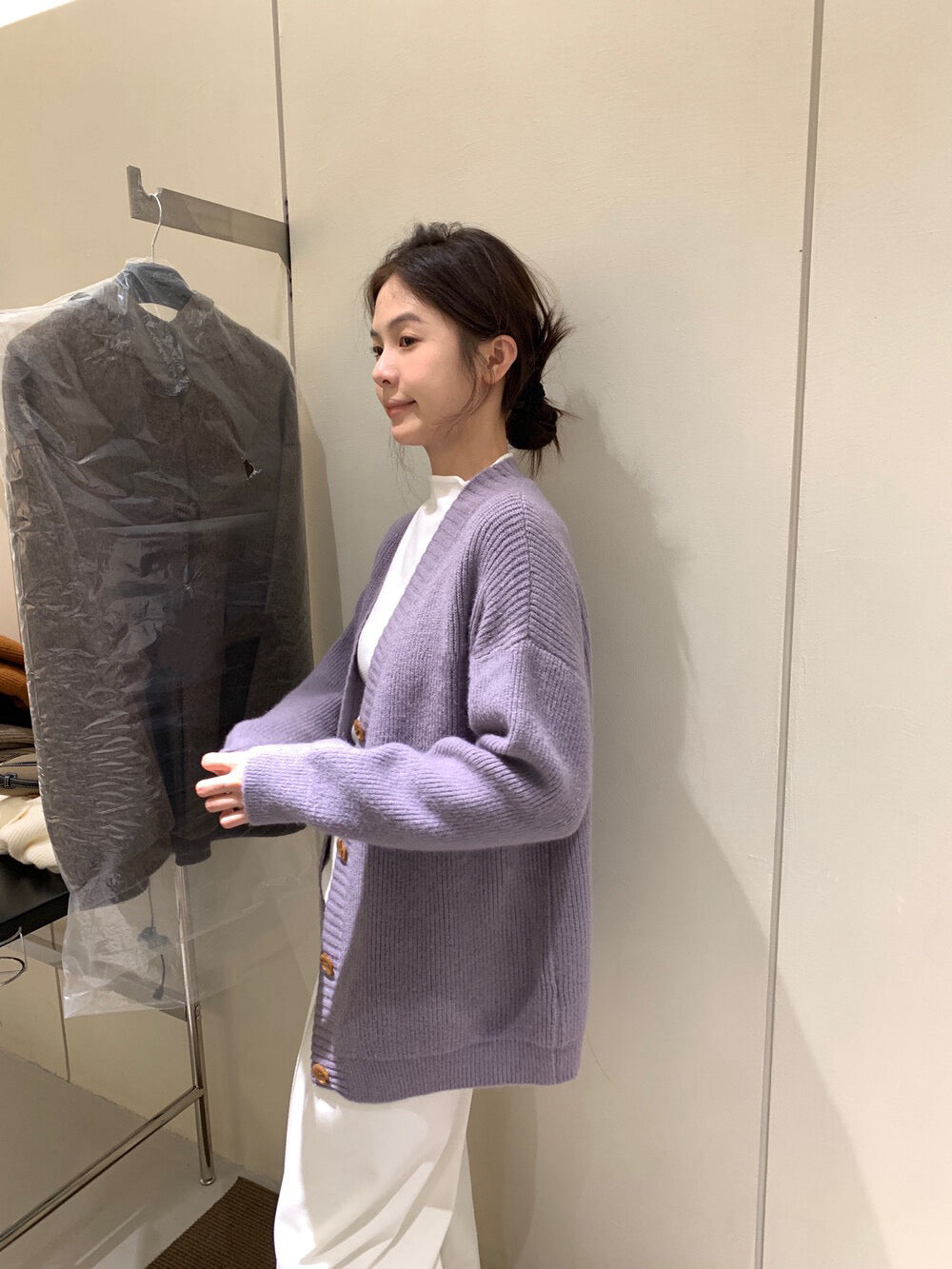 // 慵懶風V領寬鬆款CD