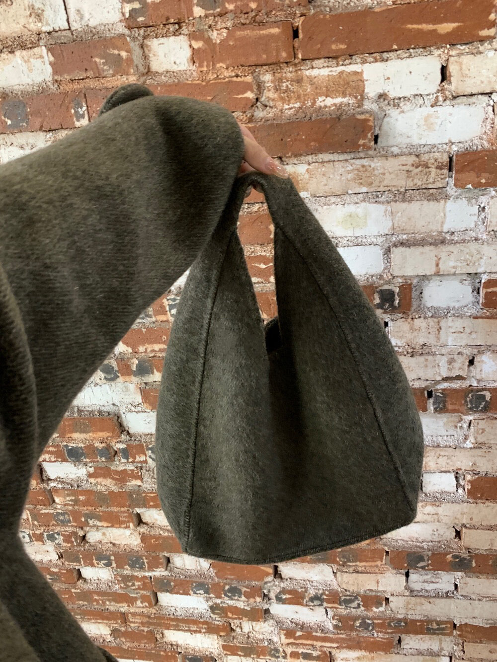 // 90%wool氣質立領長款手工羊毛外套(連袋仔)