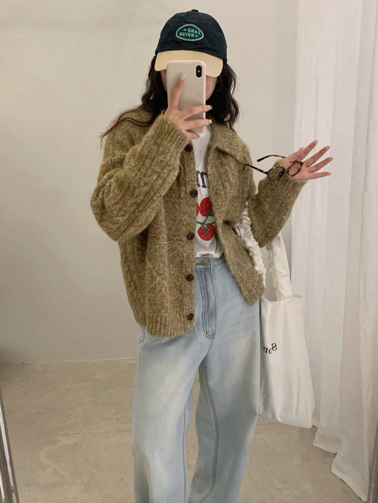 // 8%wool彩紗線菱格麻花翻領CD