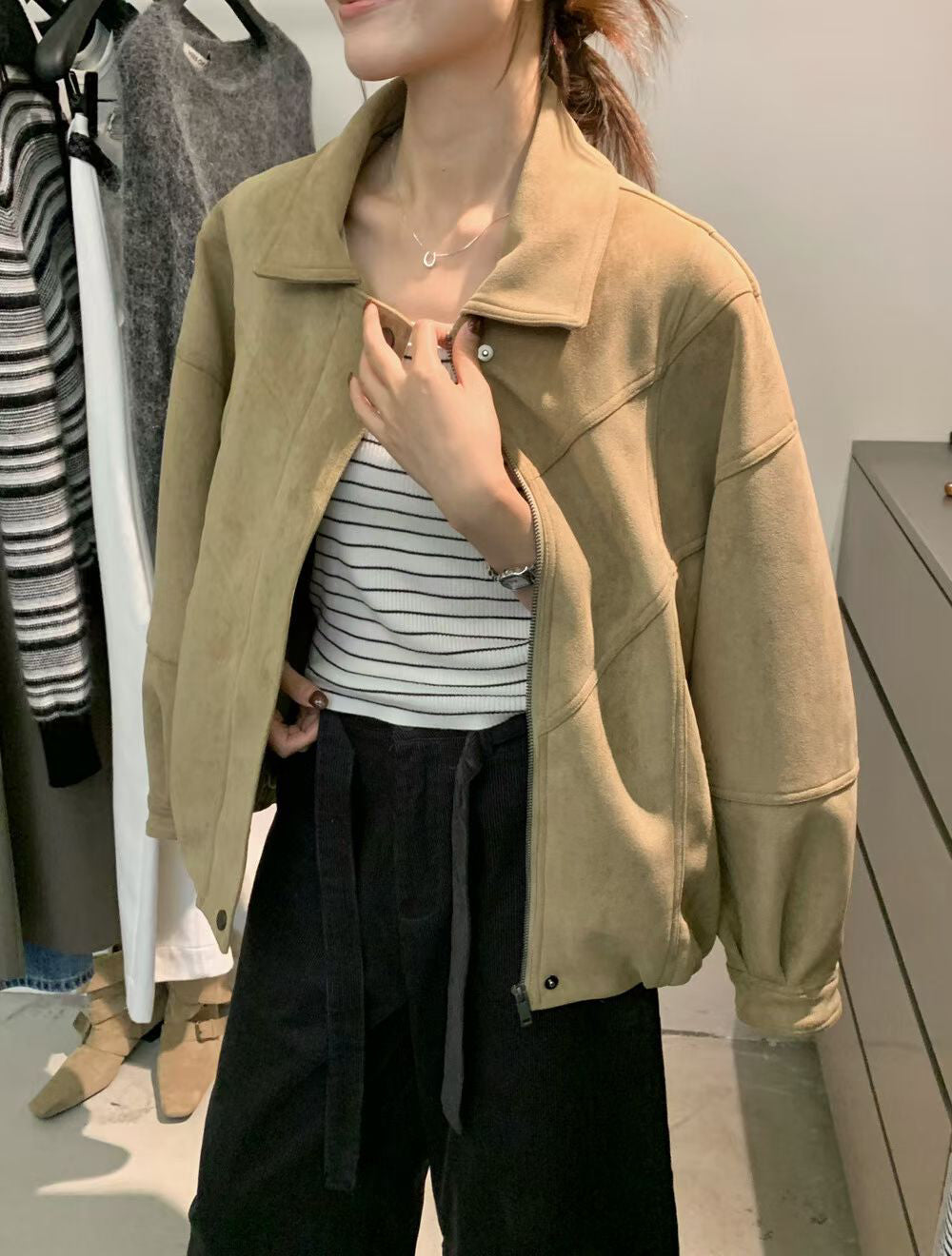 // 帥氣麂皮絨翻領外套