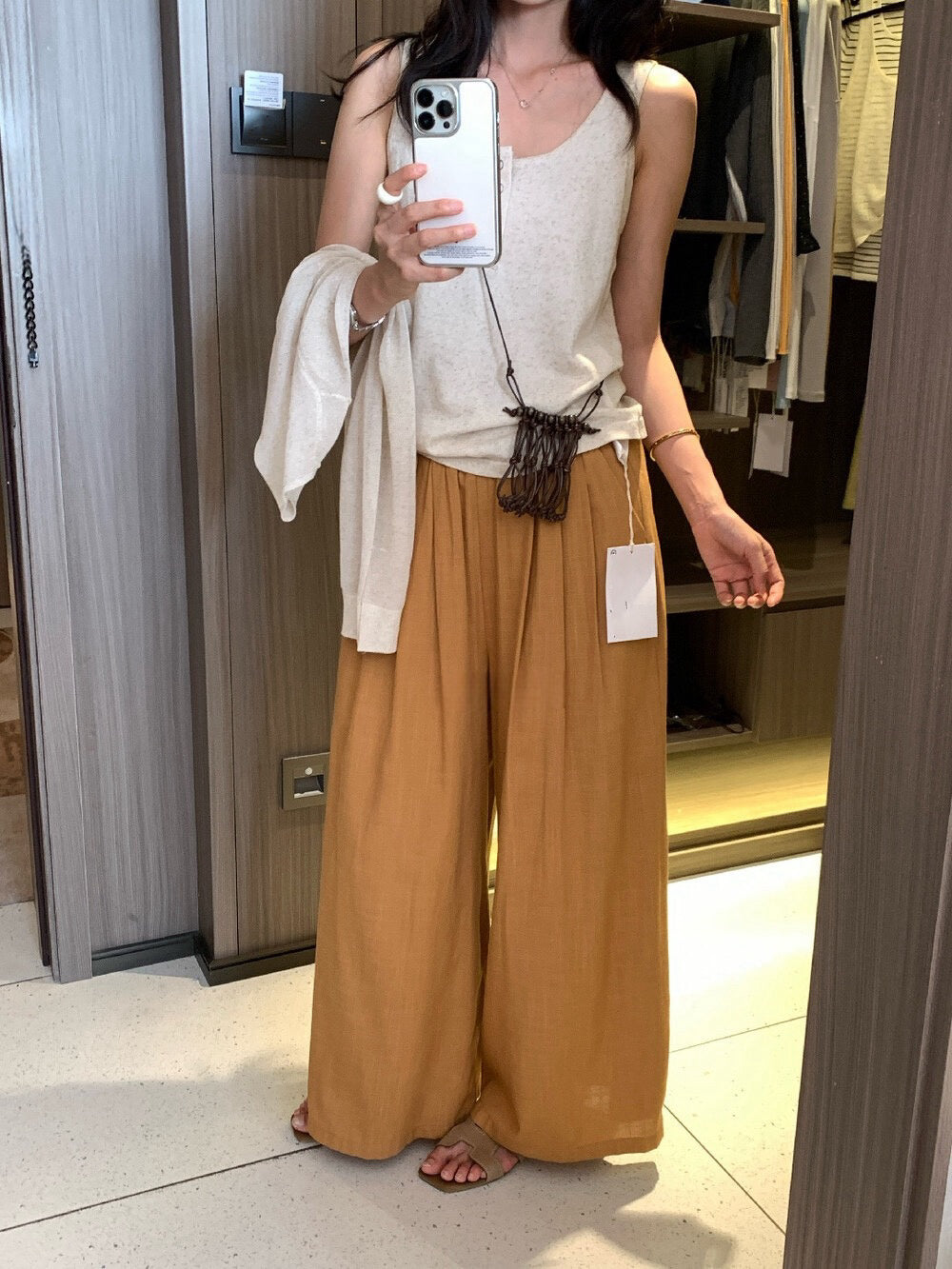 // 麻質混竹節棉顯瘦壓褶闊褲