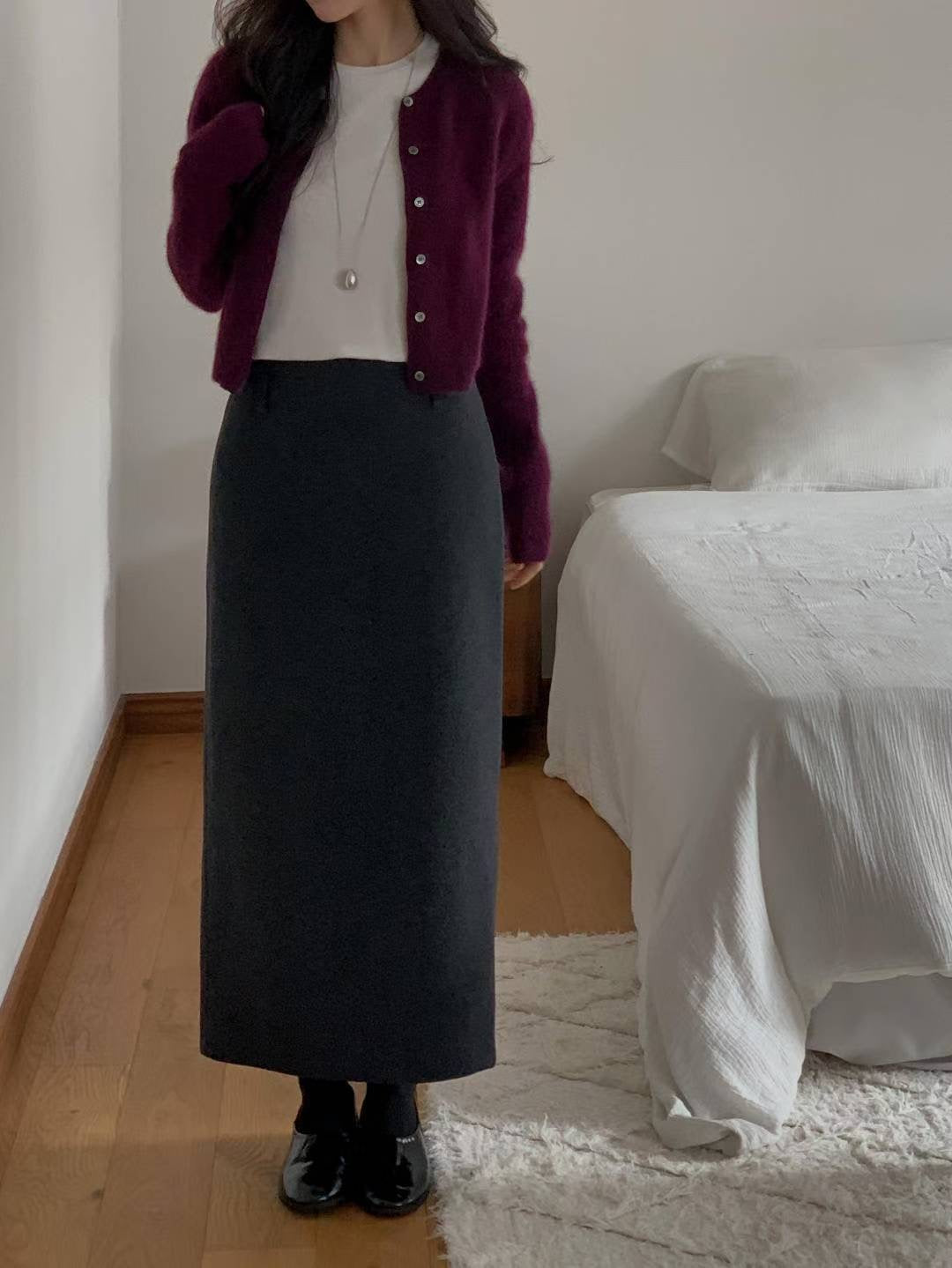 // 極顯瘦簡約直筒毛呢裙
