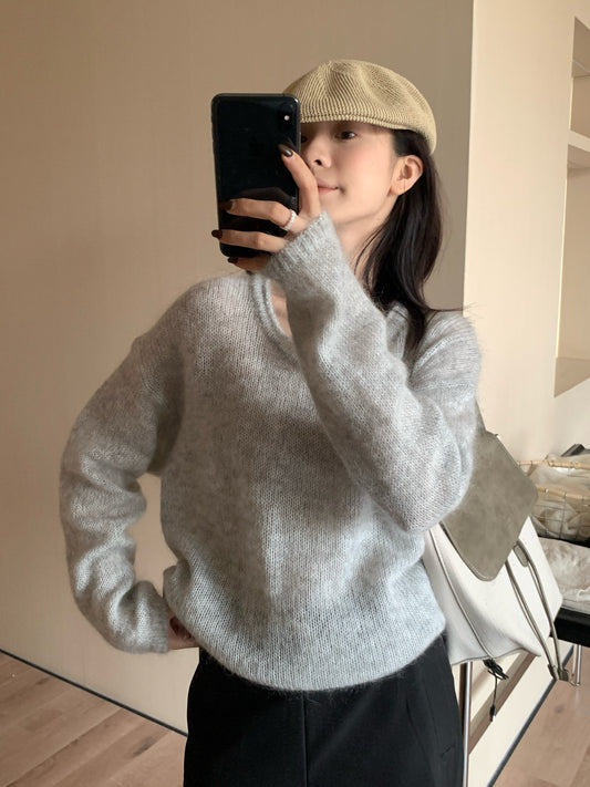 // 溫柔色系卷卷領口毛毛感NT