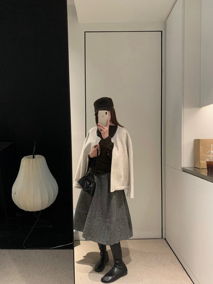 // 巨遮肉廓型毛呢中裙