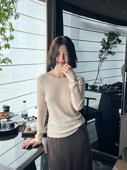 (部分現貨) // 直坑紋小設計U背TEE