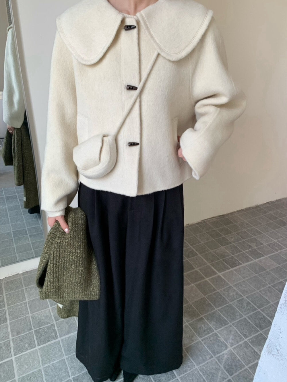 // 100%wool超韓大娃娃領手工外套(連袋仔)