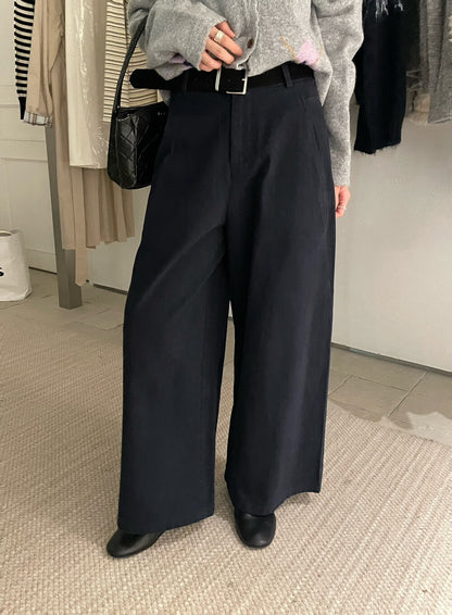 // 質感天絲棉直腳褲(連腰帶)