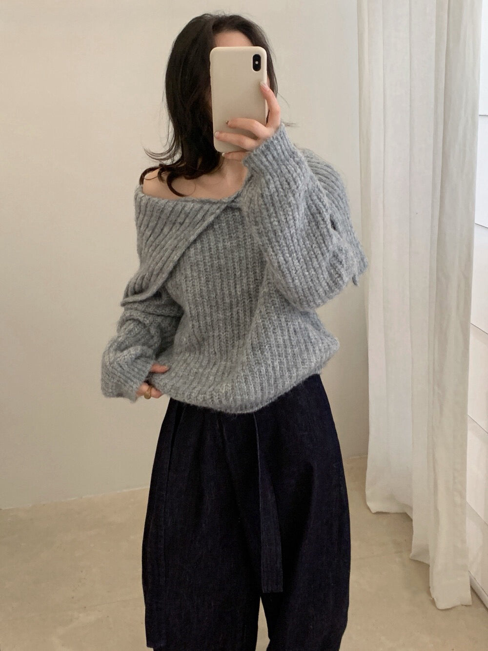 // 8%wool溫柔一字領鈕扣大翻領毛衣