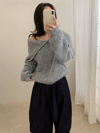 // 8%wool溫柔一字領鈕扣大翻領毛衣