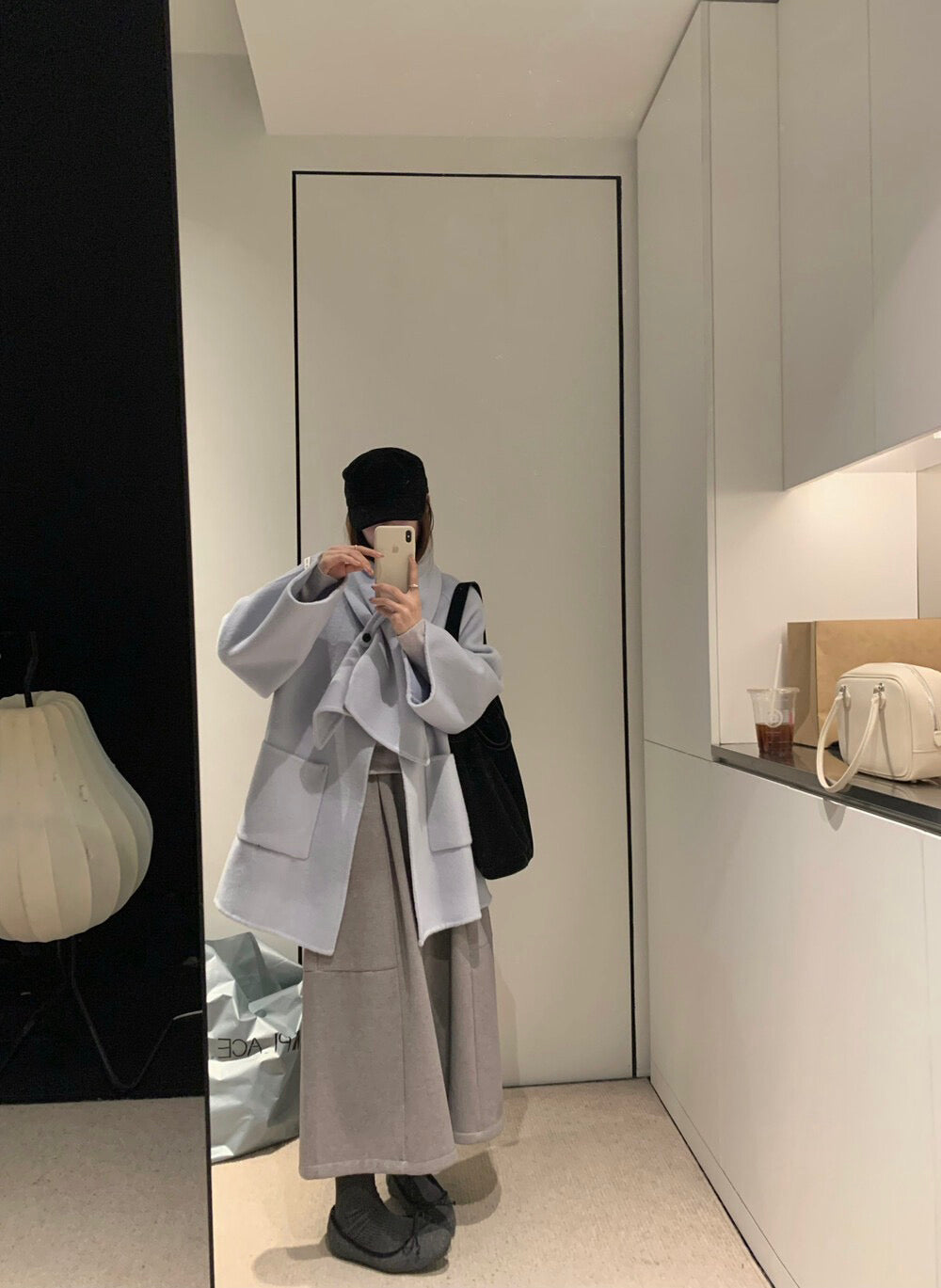 // 100%圓領口袋簡約手工外套（連頸巾）