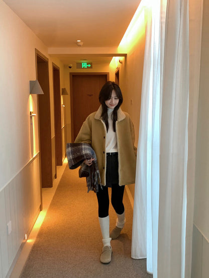 // 可雙面穿皮毛一體翻領中長外套