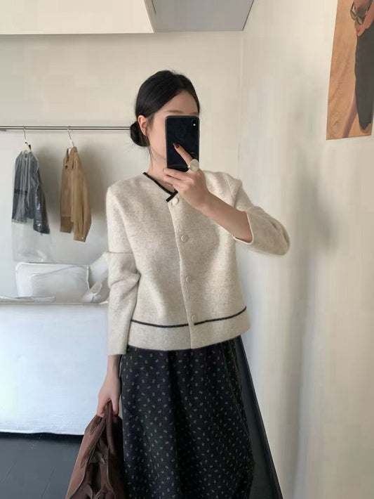 // 10%綿羊毛極簡撞色線條包邊密針織CD