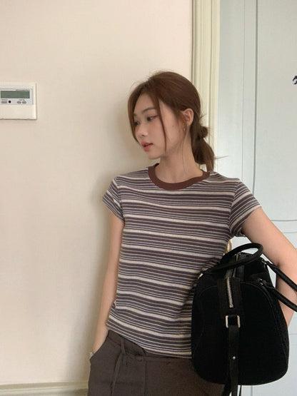 B18 / 彈性正肩撞色間條短䄂TEE