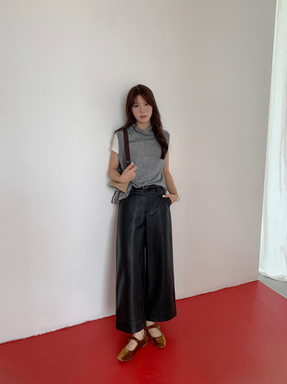 // 復古感超顯瘦連腰帶皮褲